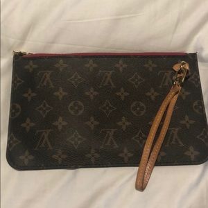 Louis Vuitton NF Mono Pouchette Pivione  EUC